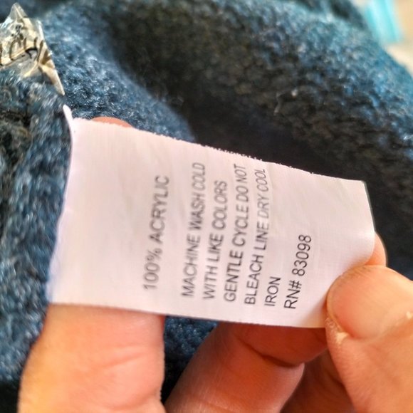 (031) Papaya NY women's medium Black knit, short sleeve sweater top - Picture 6 of 7